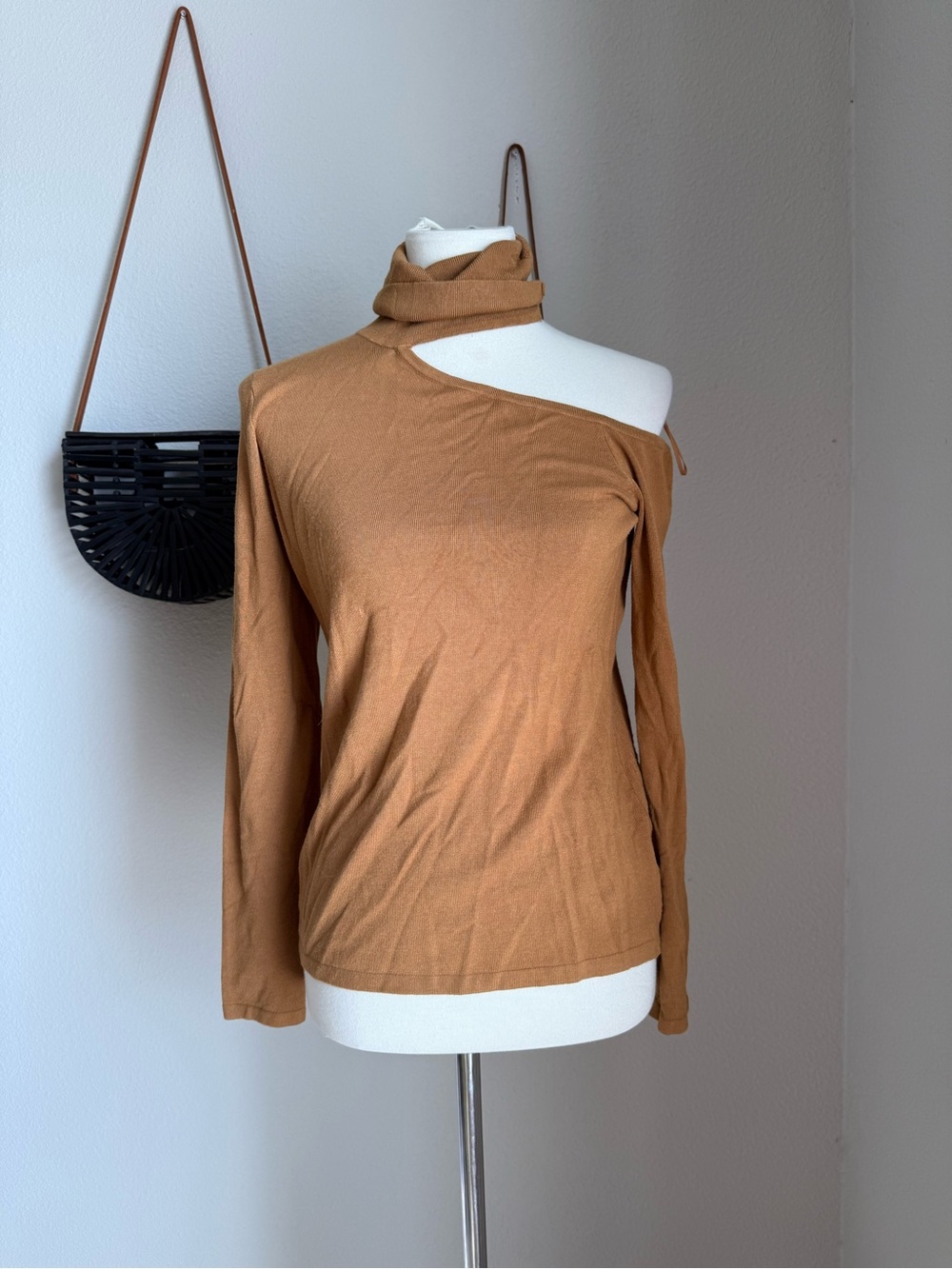 L’Agence Easton One Shoulder Top, Size Medium